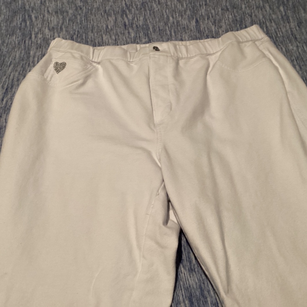 Quacker Factory Cream Jogger Pants